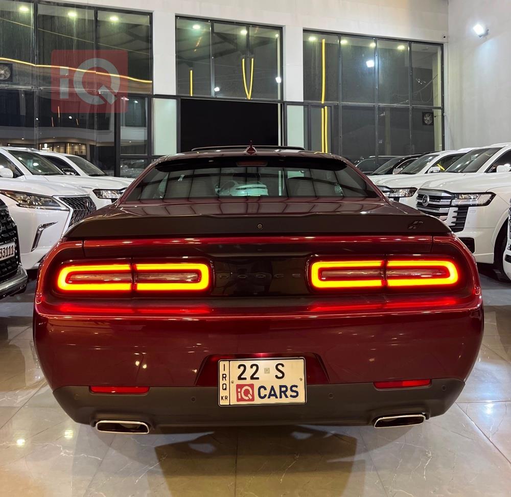 https://cdn.iqcars.ioc19b46e9-fc6d-4a49-9ab4-d8486a764153_8.jpg
